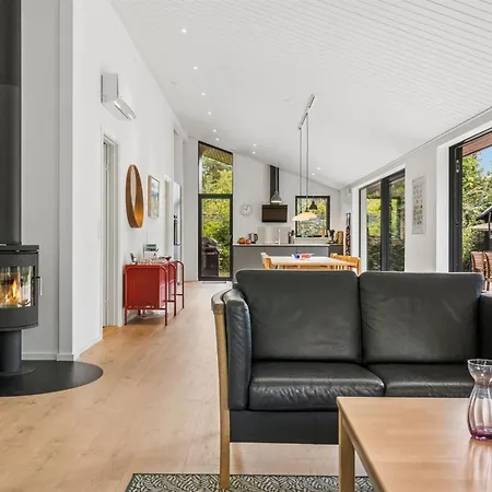 Vakantiehuis Ellin - 800m From The Sea By Interhome *
